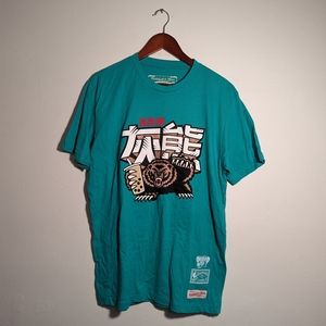 vancouver grizzles tee